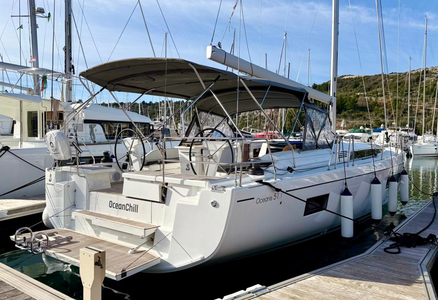Photo #1 - Oceanis 51.1 - 5 + 1 cab. (OceanChill) en Marina Kremik - 43431