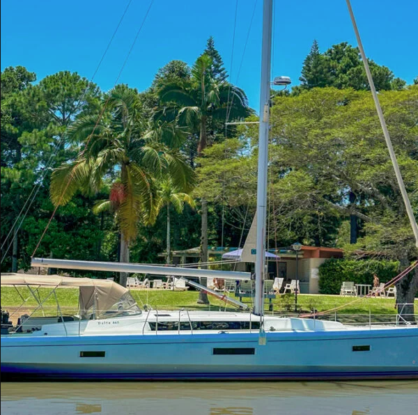 Photo #1 - Delta 41 (Pura Vida) in Farol de Marina - 61197