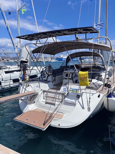 Photo #1 - Jeanneau 53 - 6 cab. (Zeus) in main port - 43834