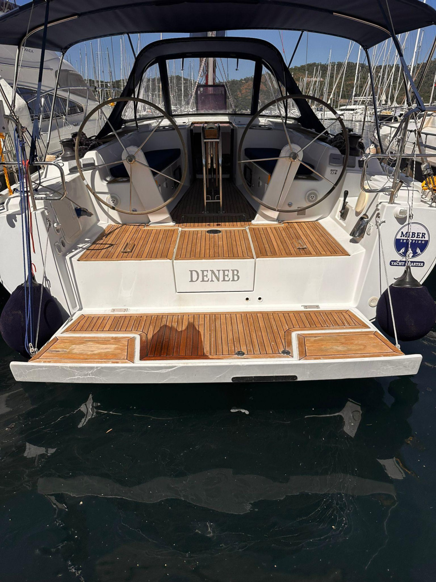 Deneb - 2