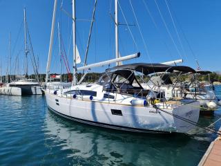 Photo #1 - Elan Impression 45.1 - 3 cab. (Oxygen) in Marina (ex.SCT) - 62099