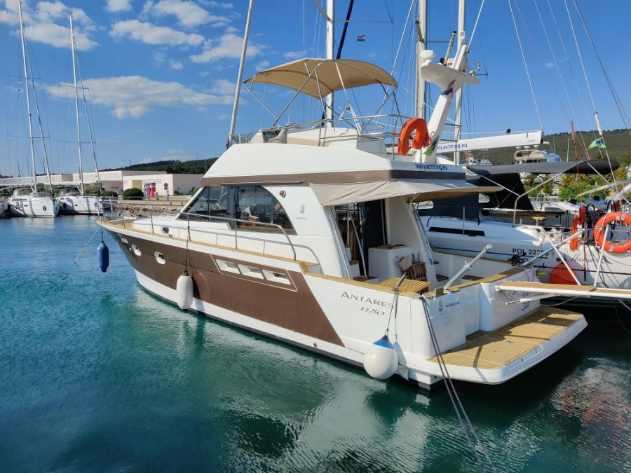 Photo #1 - Antares 13,80 (Ardea) in D-Marin Dalmacija Marina - 44122