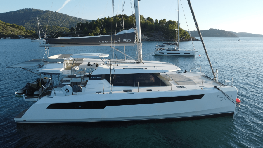 Photo #1 - Leopard 50 - 5 + 1 cab (Sonea) in D-Marin Dalmacija Marina - 63950
