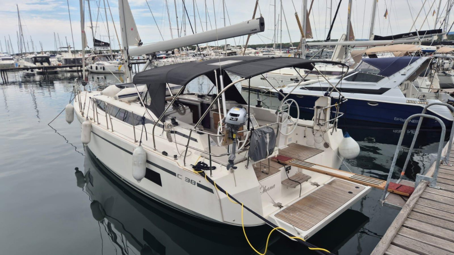 Photo #1 - Bavaria C38 (Ohana) в Marina Punat, Krk - 63798