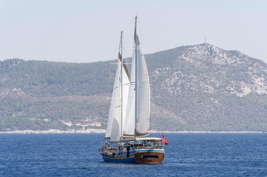 Photo #1 - Gözdem The One (Gözdem The One) en Harbour - 63845