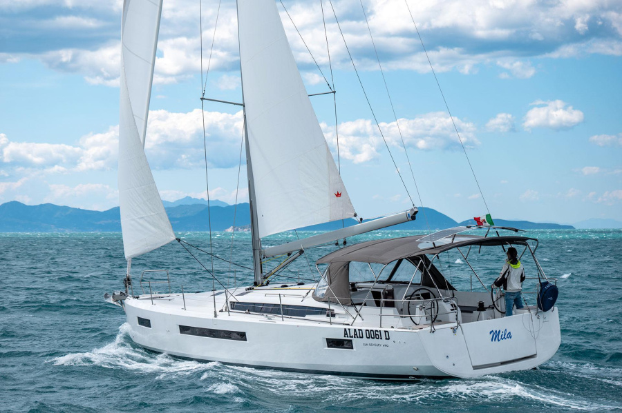 Photo #1 - Sun Odyssey 490 - 5 + 1 cab. (Mila) en Marina di - Follonica - 63849