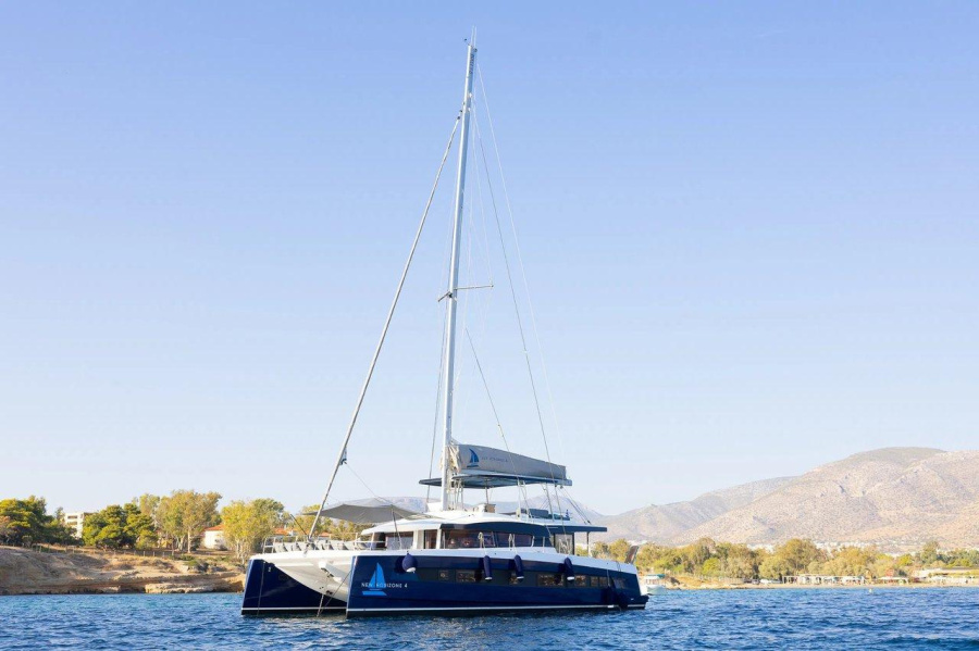 Photo #1 - Bali 5.8 - 4 + 2 cab. (New Horizons 4) in Athens, Alimos marina - 63861