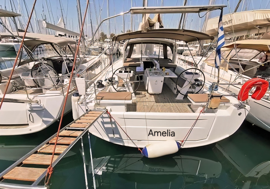 Photo #1 - Oceanis 51.1 (Amelia) in Alimos marina - 63997