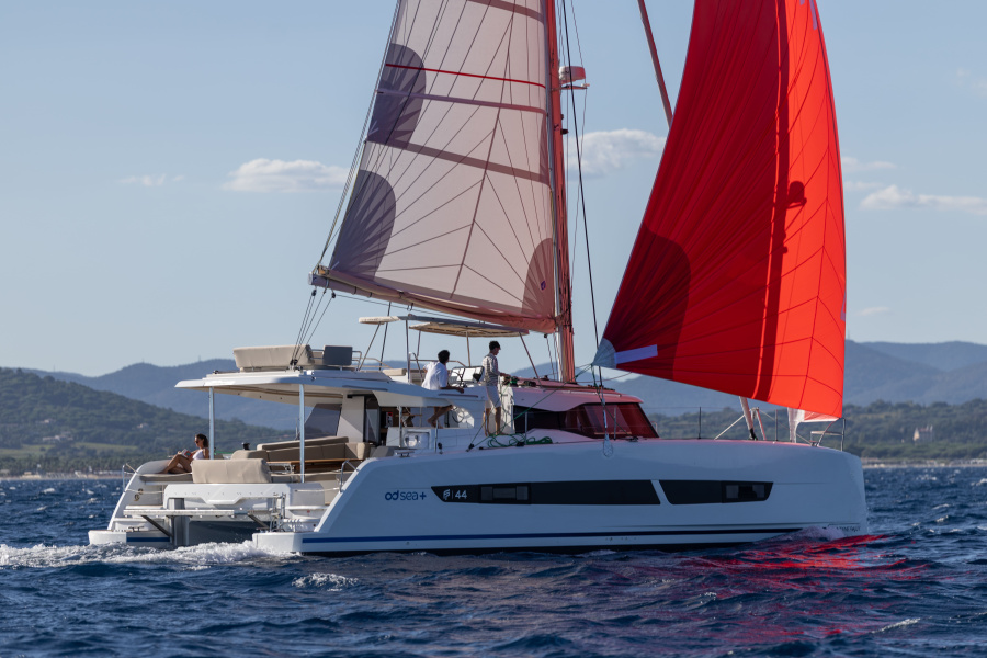 Photo #1 - Fountaine Pajot New 44 Maestro - 3 cab. (Sailing Luna) in St. Raphael - 64036
