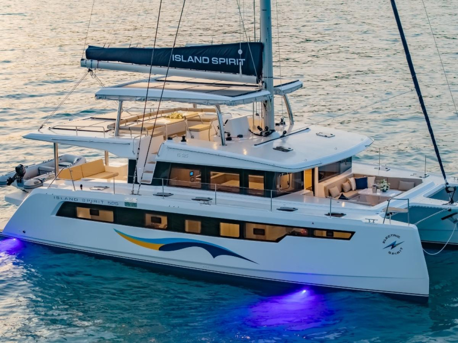 Photo #1 - Island Spirit 525E (Electric E-Motion) in Yacht Haven Marina - 64379