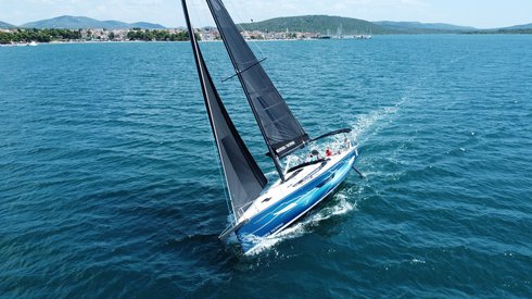 Photo #1 - Elan E6 (Thor) in ACI Marina - 64192