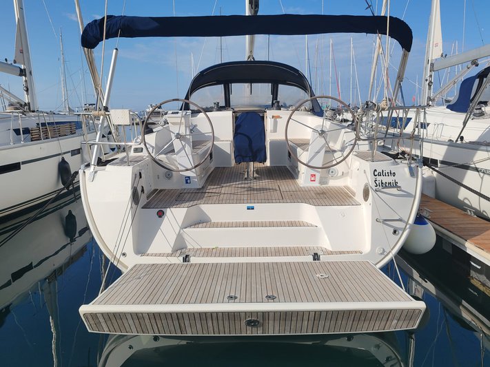 Photo #1 - Bavaria Cruiser 46 - 4 cab. (Calisto) in Marina - 65901