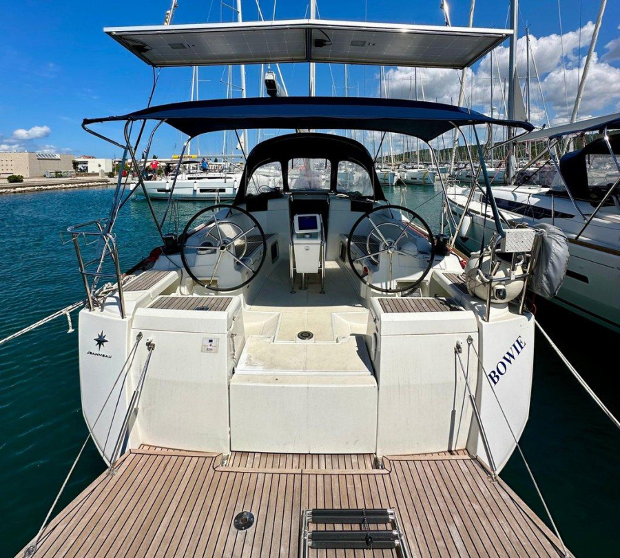 Photo #1 - Sun Odyssey 419 - 3 cab. (Bowie) in D-Marin Dalmacija Marina - 65923