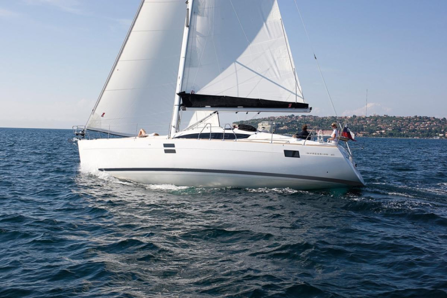 Photo #1 - Elan Impression 40 (Val) en Olive Island Marina, Sutomiscica () - 65212