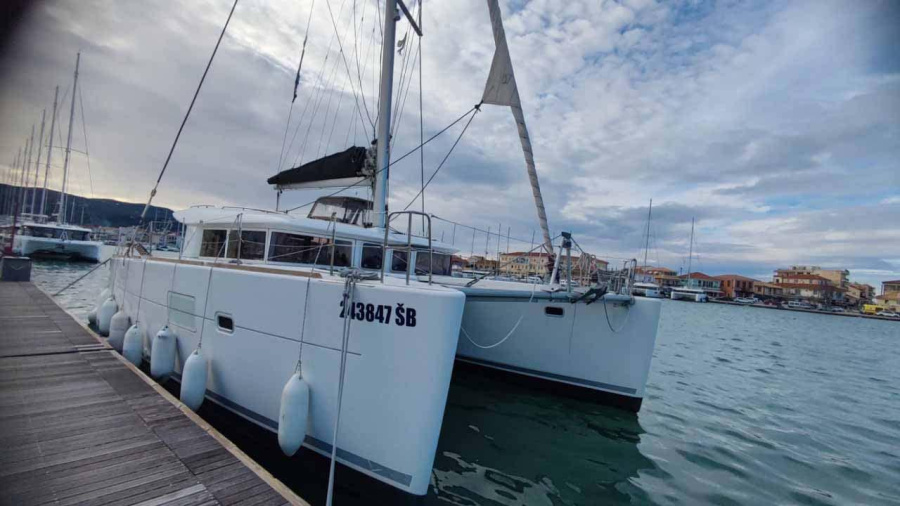 Photo #1 - Lagoon 400 S2 (Shyva) in Lefkas, D-Marin - 65355