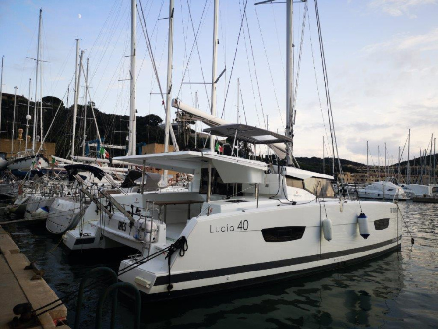 Photo #1 - Fountaine Pajot Lucia 40 - 4 cab. (Ines) in  - 65975