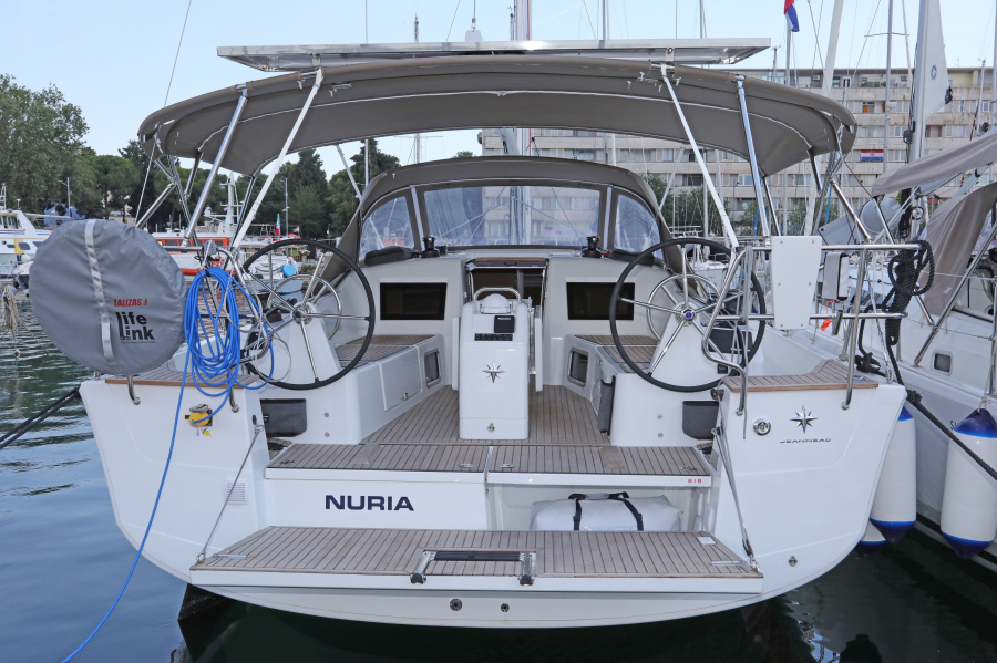 Nuria - 2