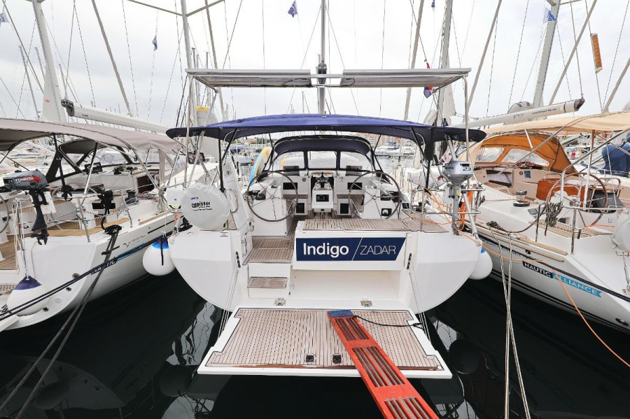 Photo #1 - Bavaria C45 Holiday (Indigo) en ACI Marina Jezera - 44564