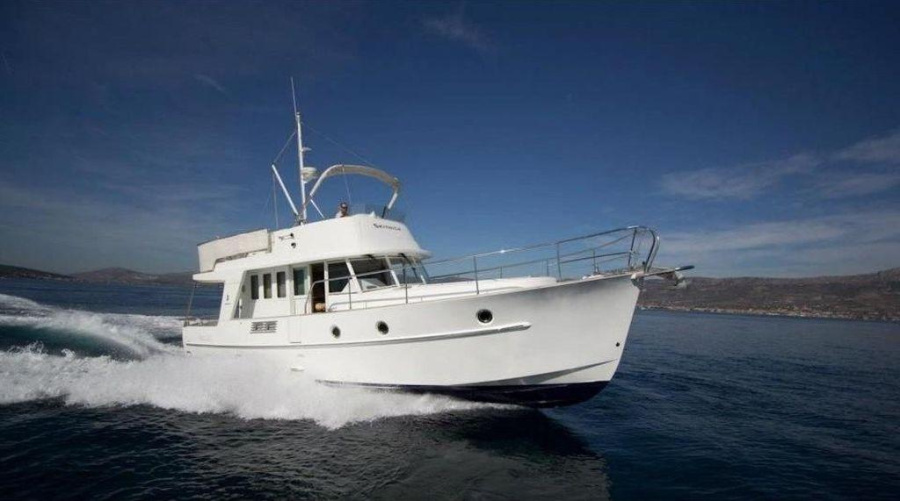 Photo #1 - Swift Trawler 42 (Skitnica) en Marina (ex. Tankerkomerc) - 45700