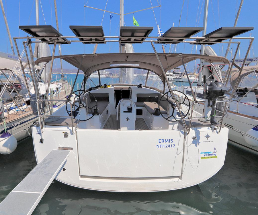 Photo #1 - Sun Odyssey 440 (Ermis) en main port - 46147