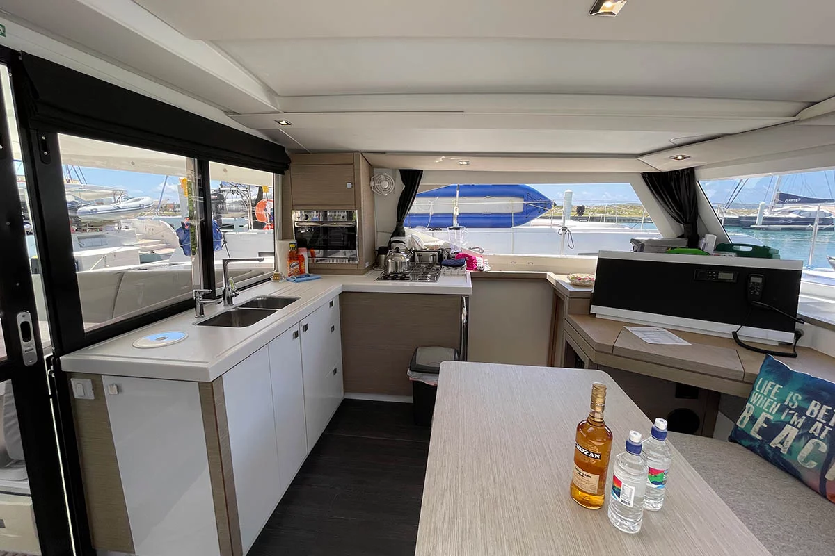 Fountaine Pajot Lucia 40 - 3 cab. (Jaxnjoe com)  - 7