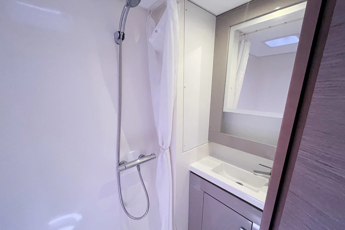 Fountaine Pajot Saba 50 - 6 cab (Good Vibrations)  - 21