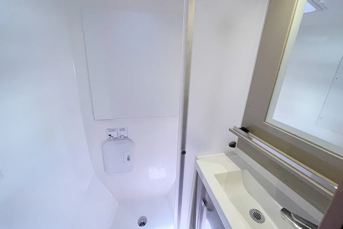 Fountaine Pajot Saba 50 - 6 cab (Good Vibrations)  - 23