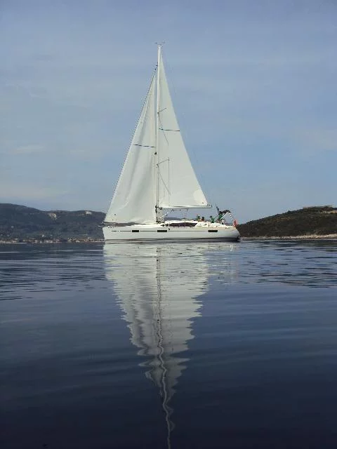 Sun Odyssey 42 DS (Sweet Alis)  - 2