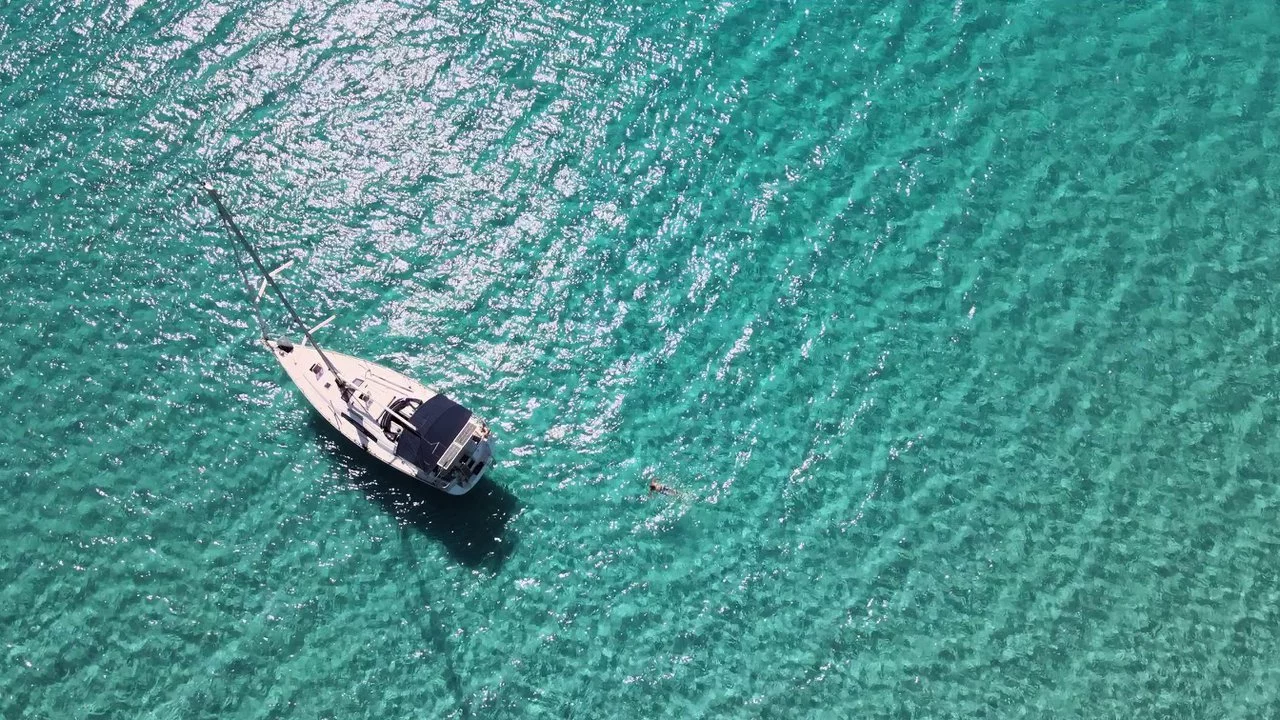 Oceanis 43 (Whisper)  - 2