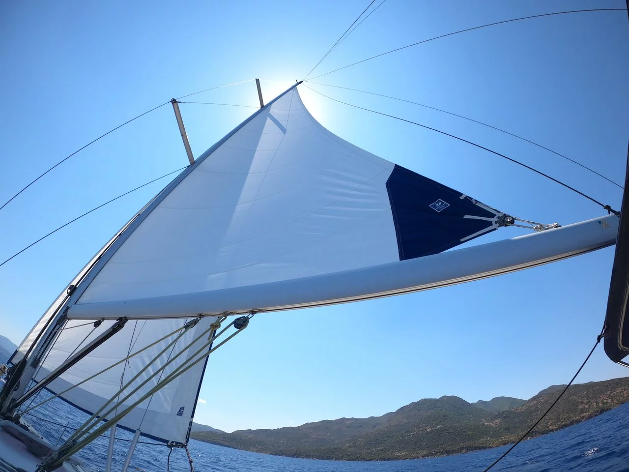 Oceanis 43 (Whisper)  - 9