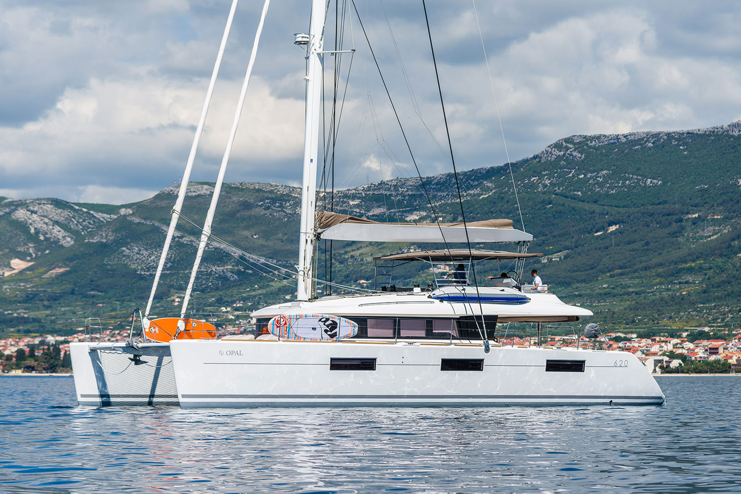 Photo #1 - Lagoon 620 - 5 + 2 cab. (Opal) in Split - 27419