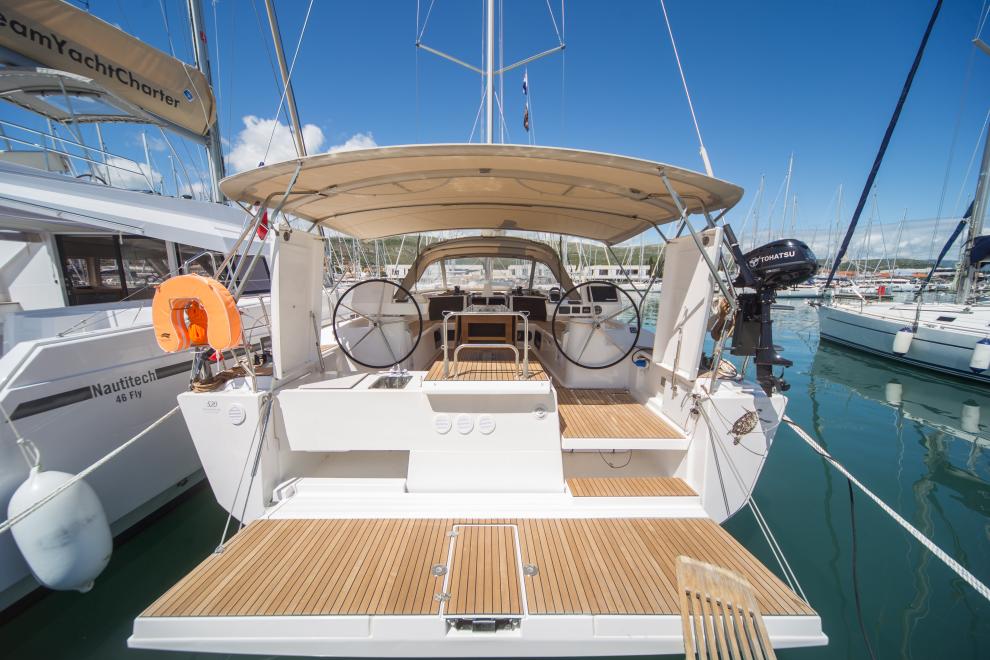 Photo #7 - Dufour 520 GL (HOUAT) in Palma - 27424