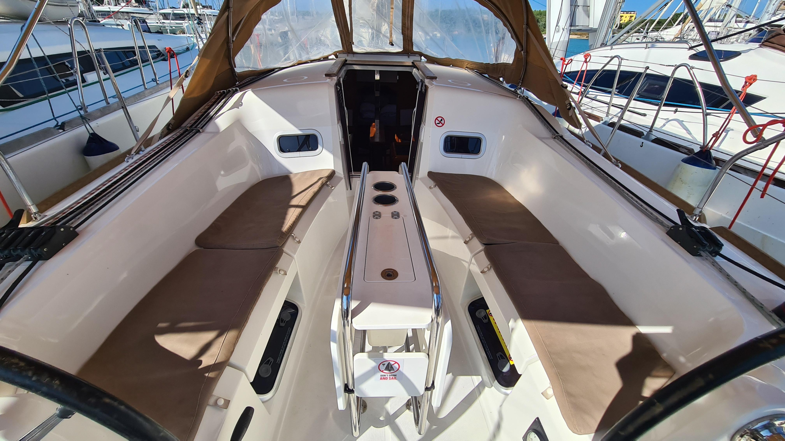 Photo #4 - Sun Odyssey 349 (LAPWING) en Sibenik - 27457