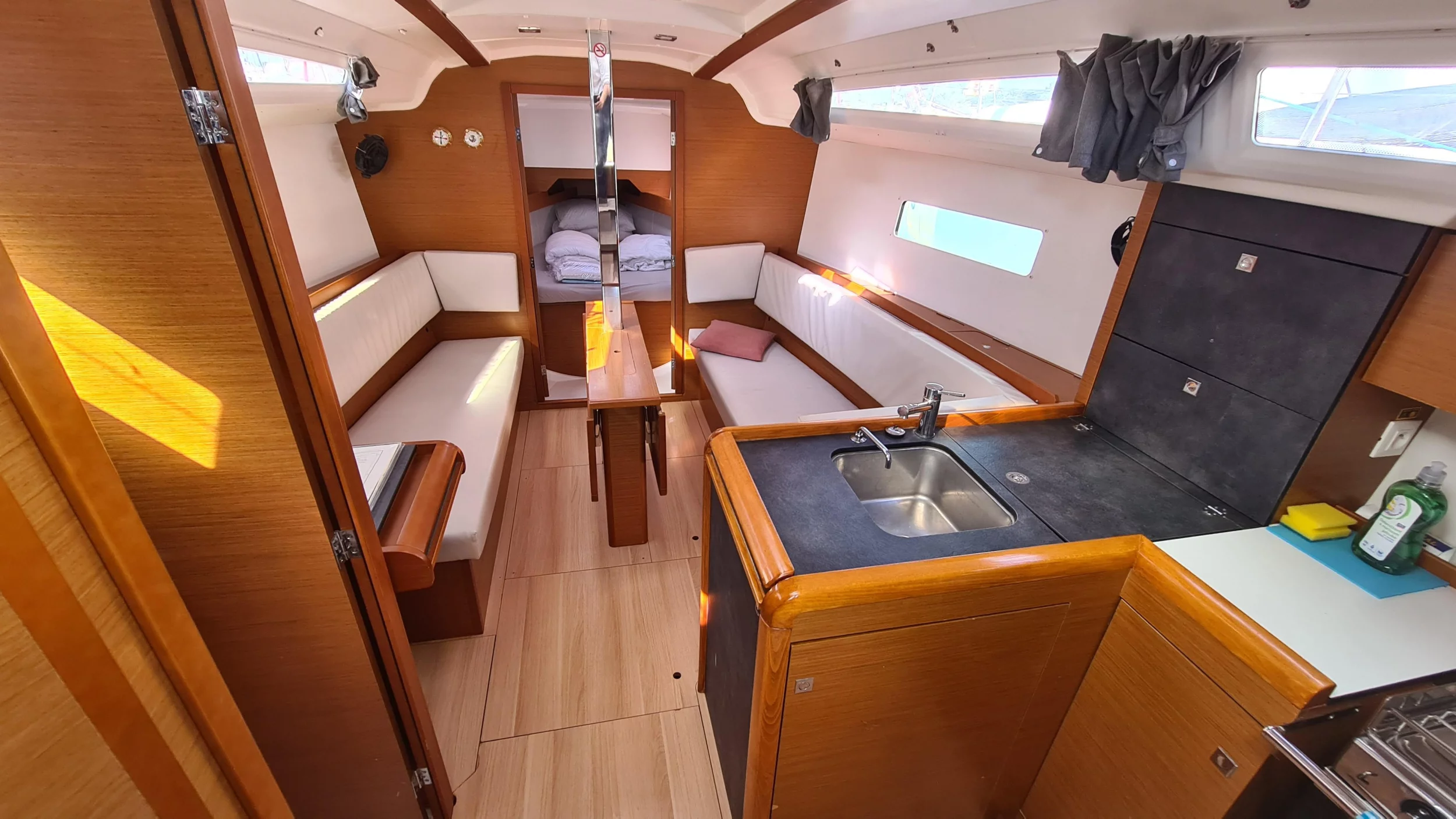 Sun Odyssey 349 (LAPWING)  - 9
