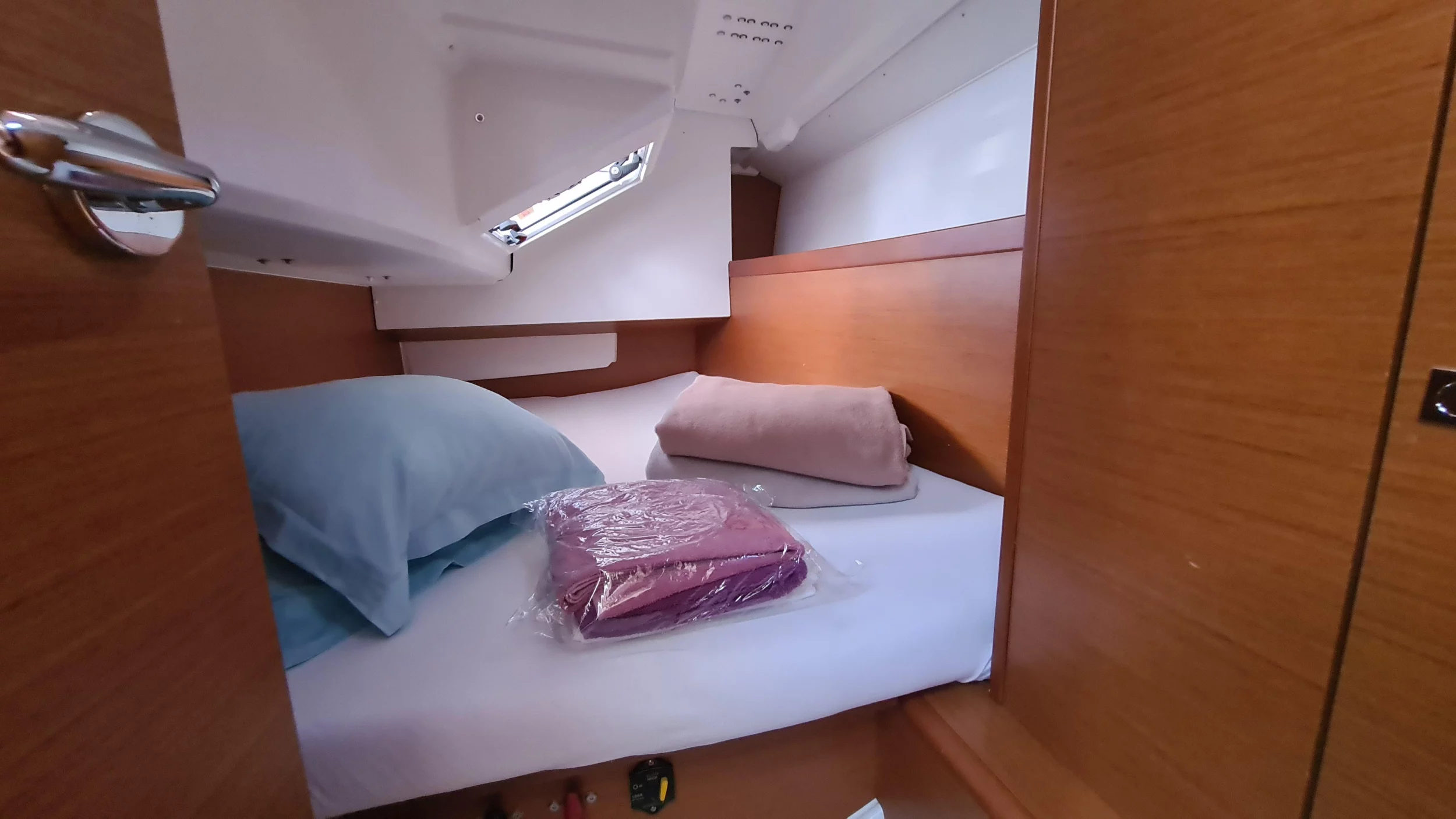 Sun Odyssey 349 (LAPWING)  - 15