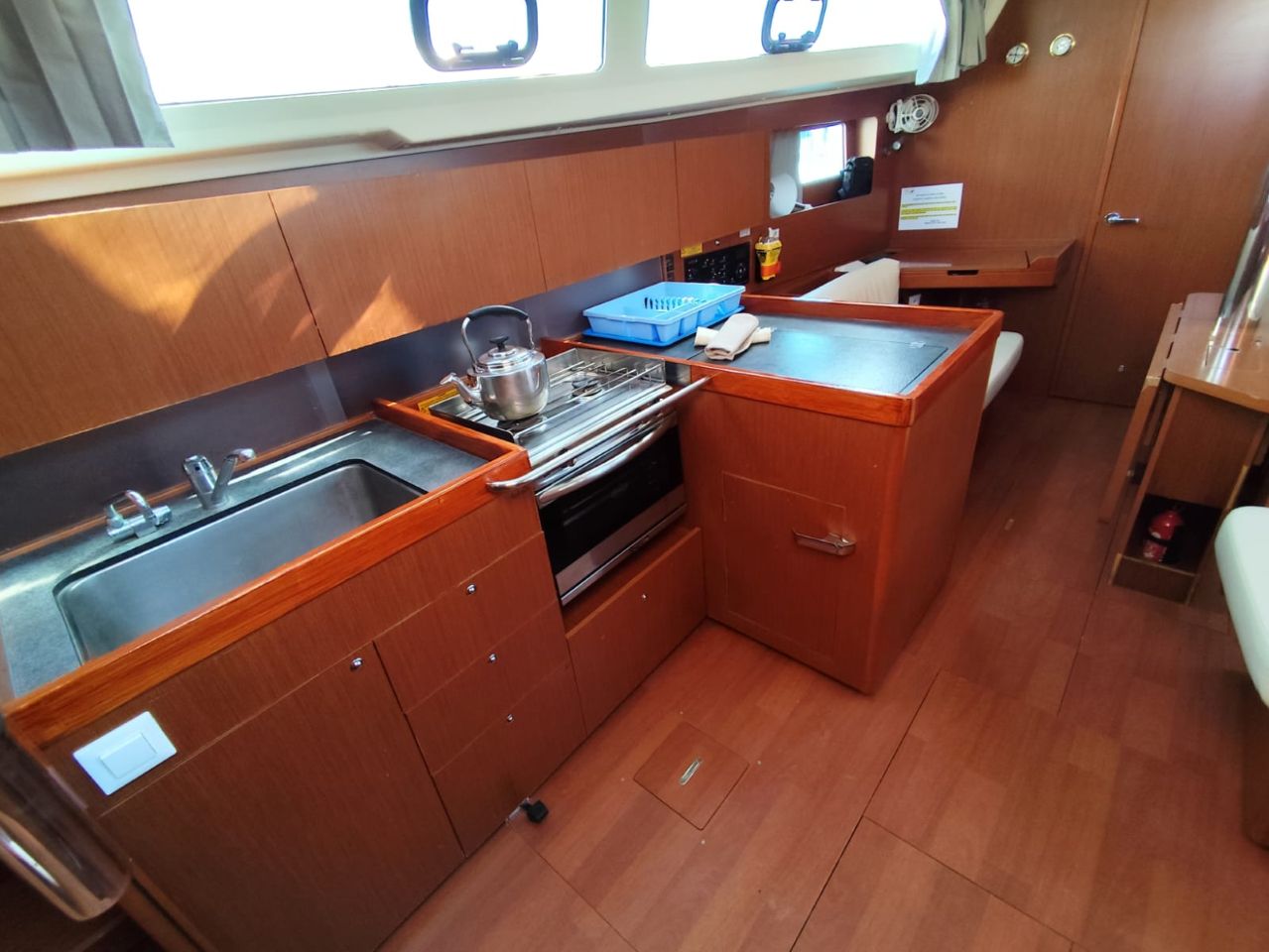 Oceanis 41.1 — photo 7