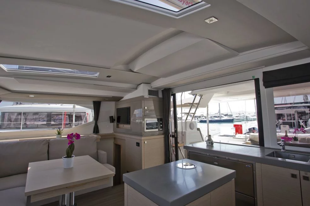 Fountaine Pajot Saona 47 Quintet - 5 + 1 cab. (FREJA)  - 9