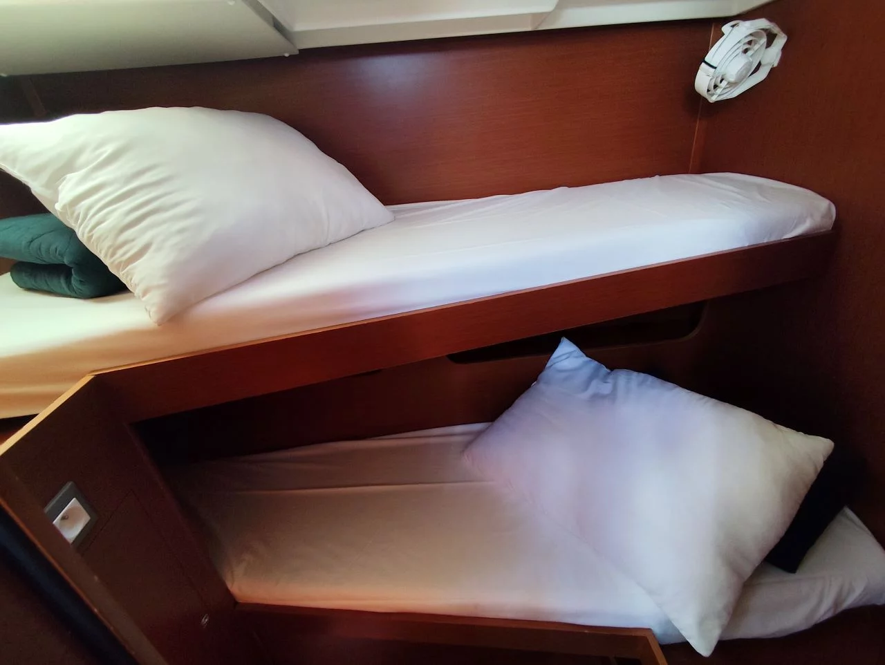 Oceanis 51.1 - 5 + 1 cab. (SPOONBILL)  - 12