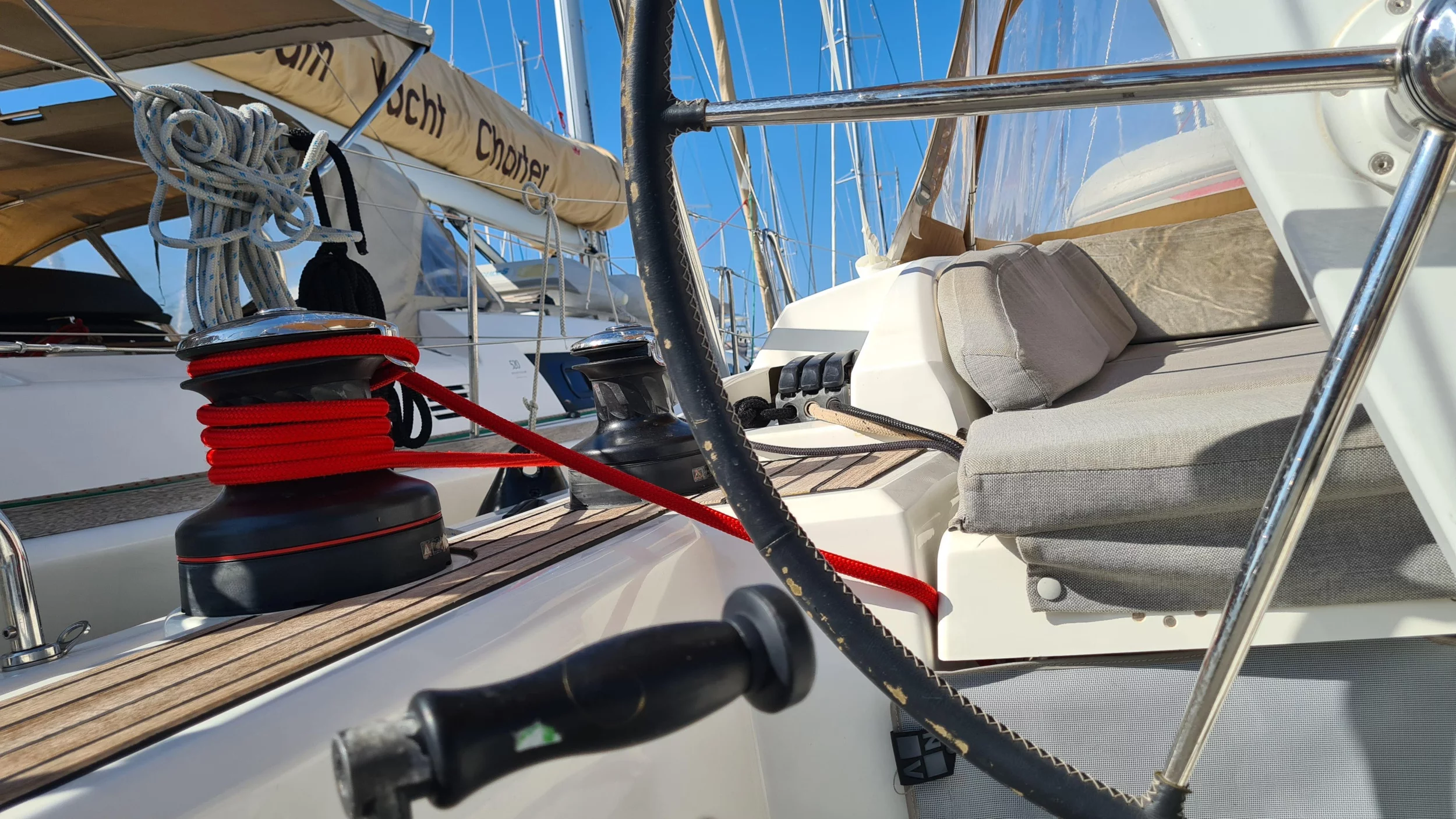Oceanis 46.1 (LUNA)  - 3