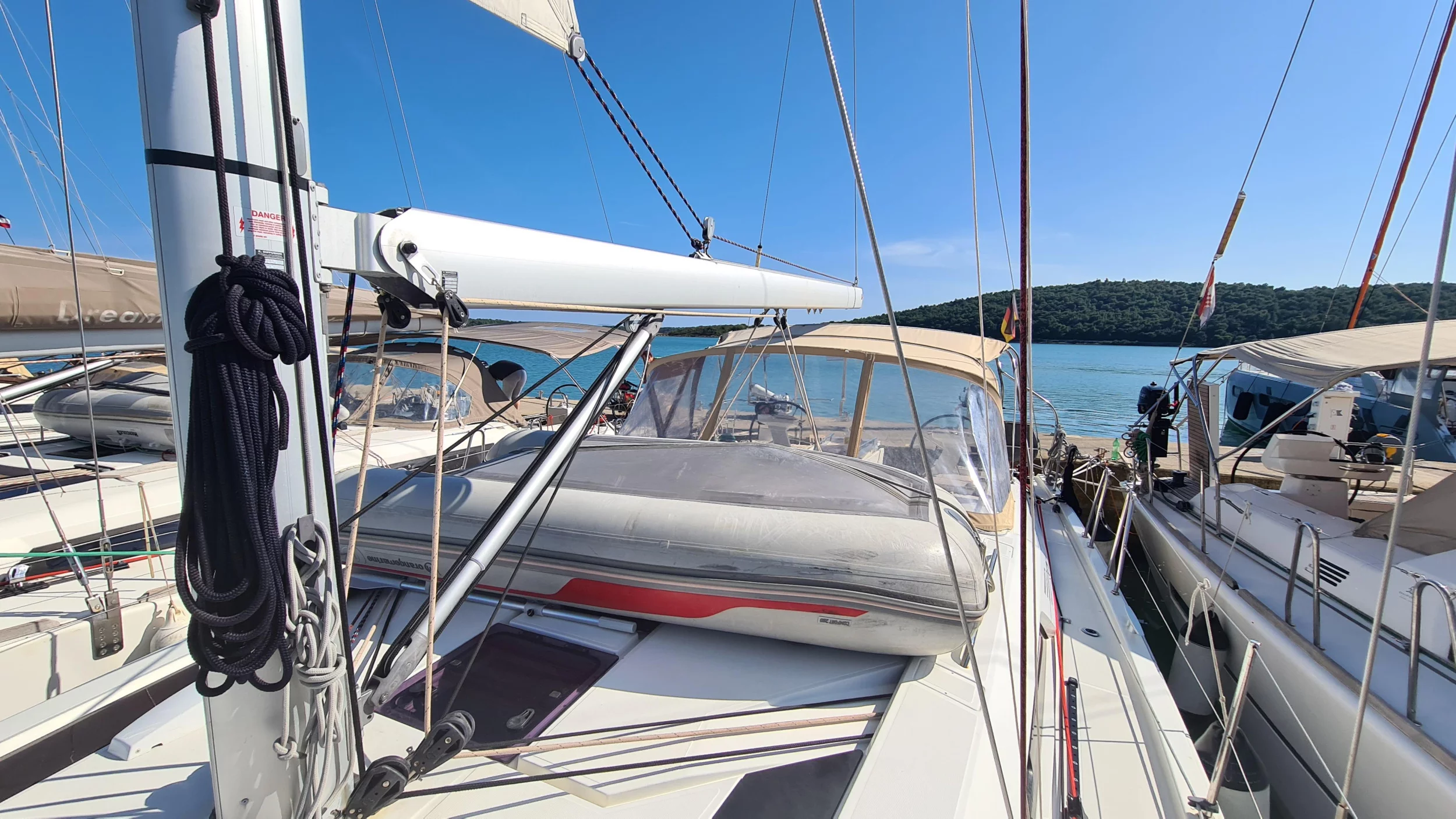 Oceanis 46.1 (LUNA)  - 6