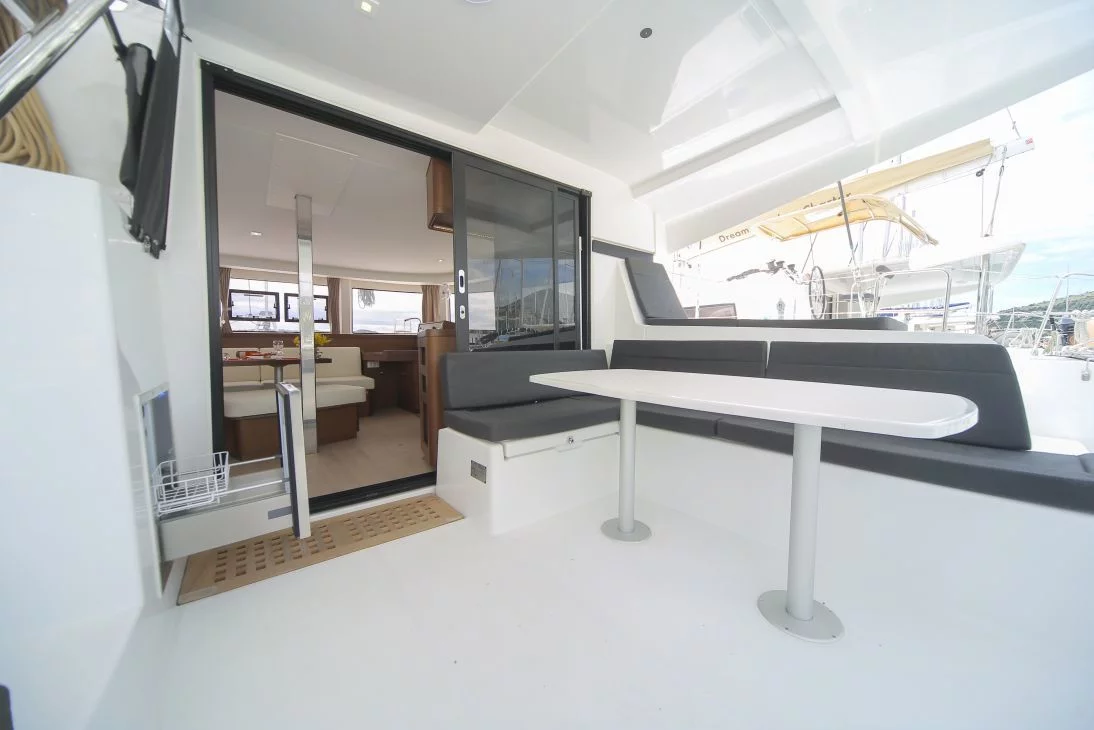 Lagoon 42 - 4 + 2 cab. (DISCOVERY)  - 36