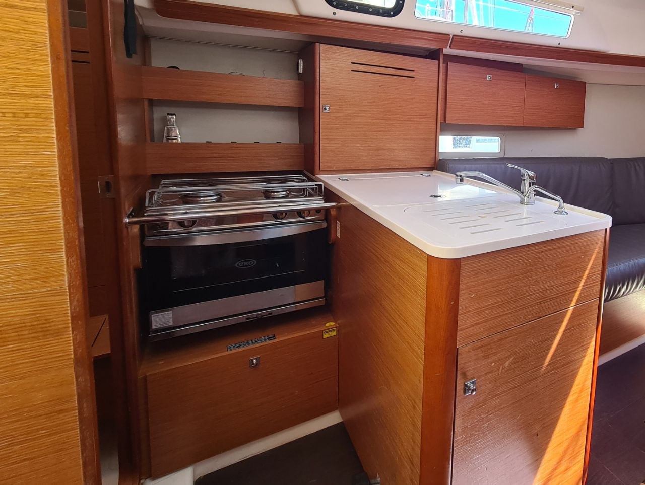 Dufour 310 GL — photo 11