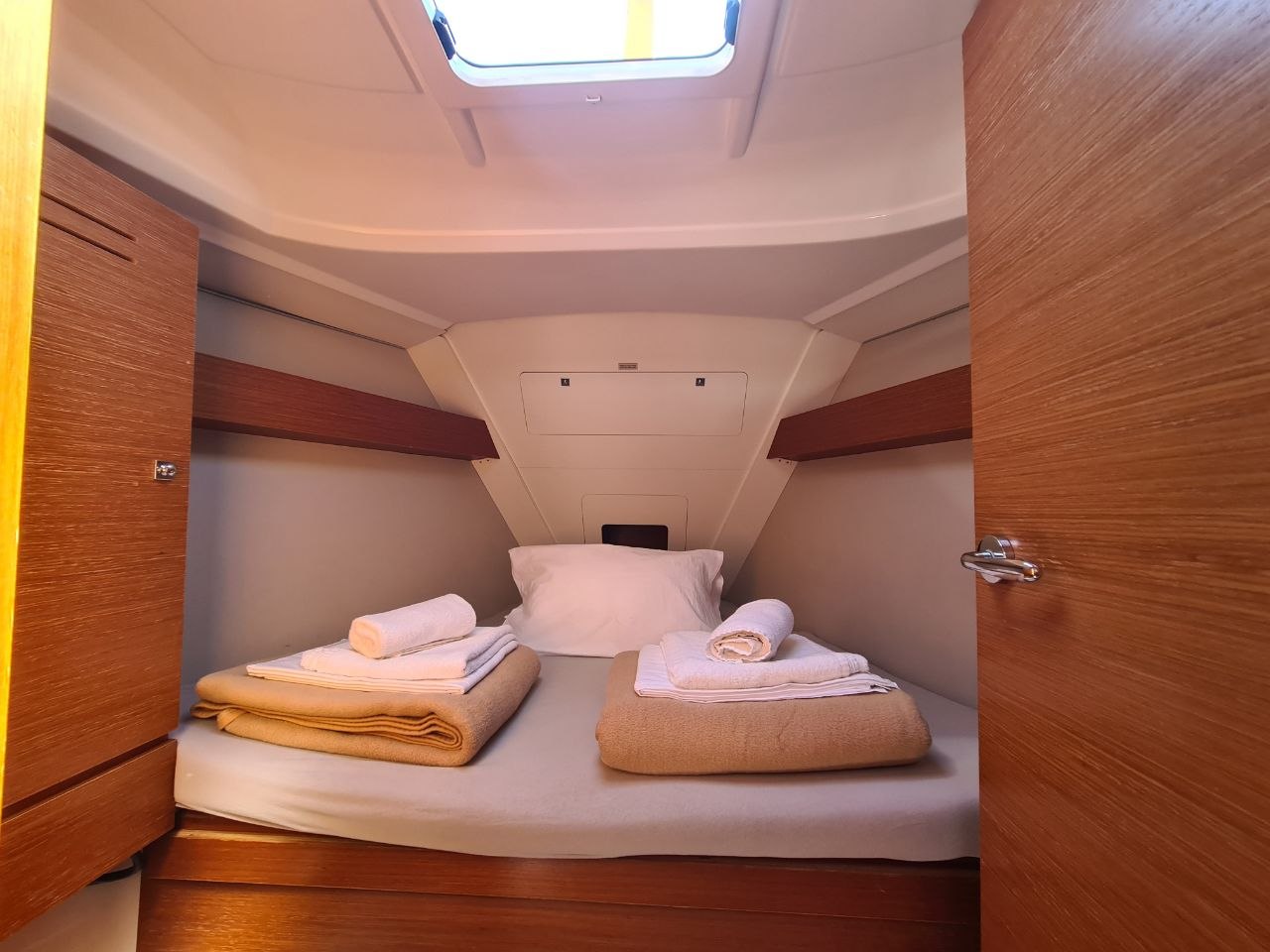 Dufour 310 GL — photo 12
