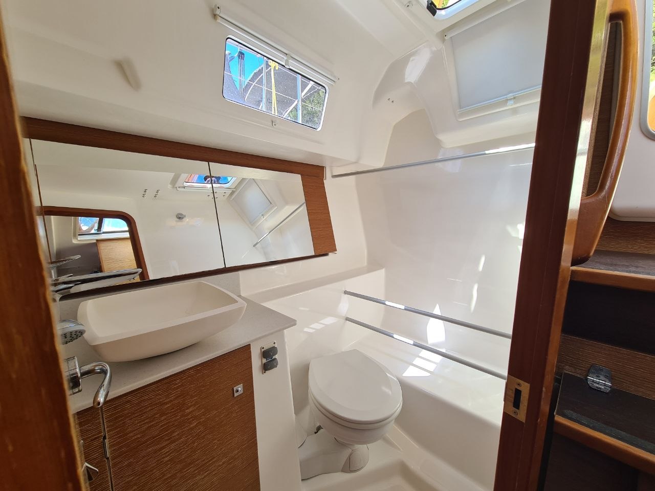 Dufour 310 GL — photo 14