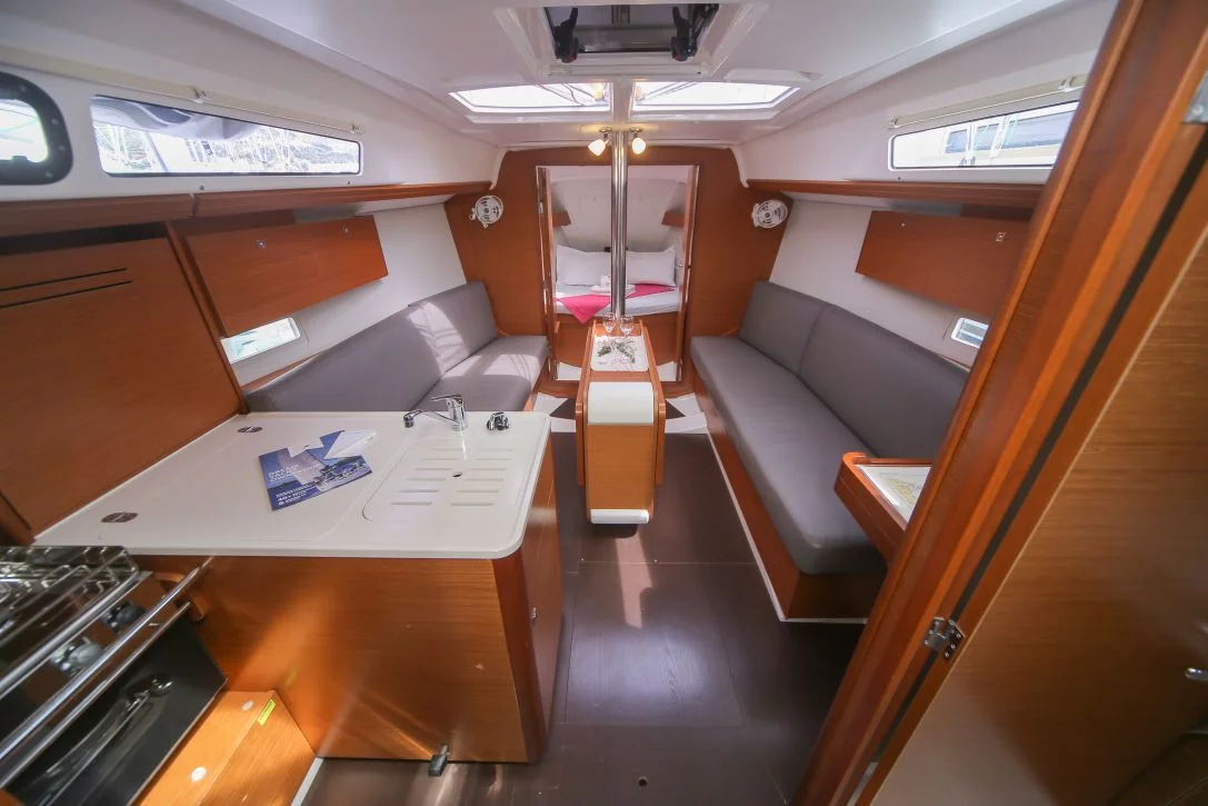 Dufour 310 GL (UNION)  - 8