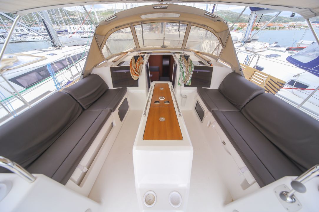 Photo #3 - Dufour 460 GL (ZANAFI) in Trogir - 27716