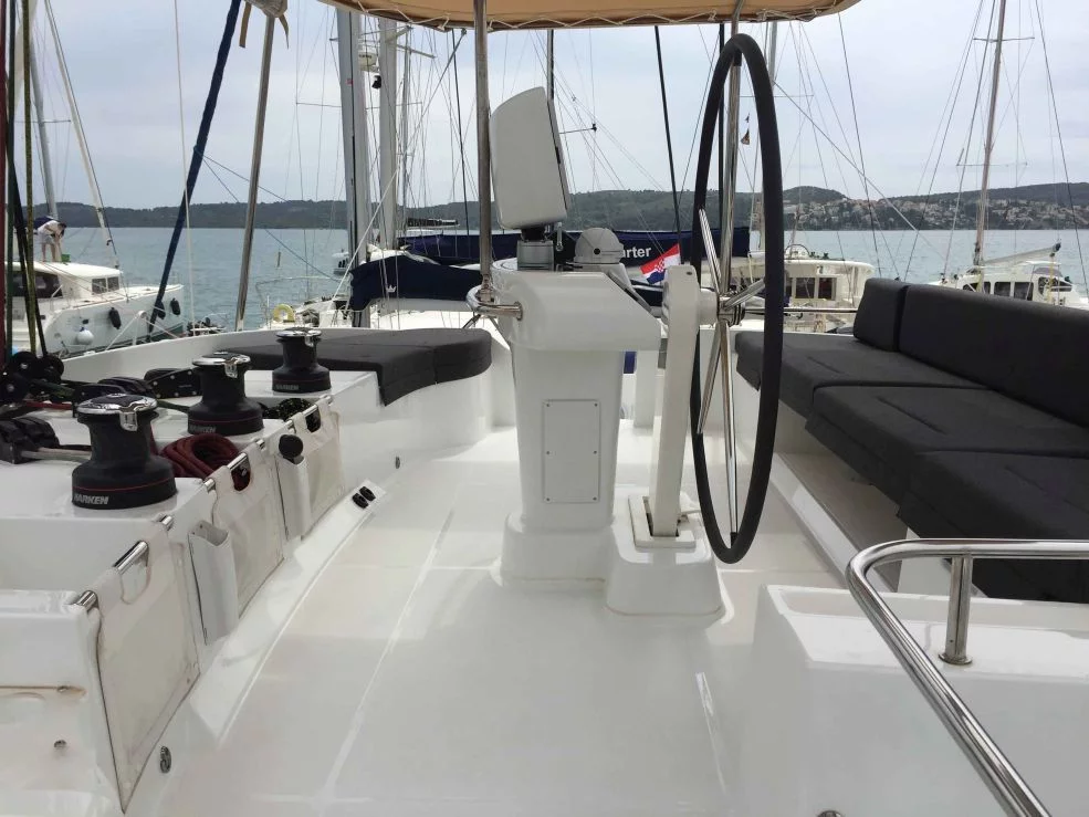 Lagoon 52 F - 6 + 2 cab. (KORANA)  - 19