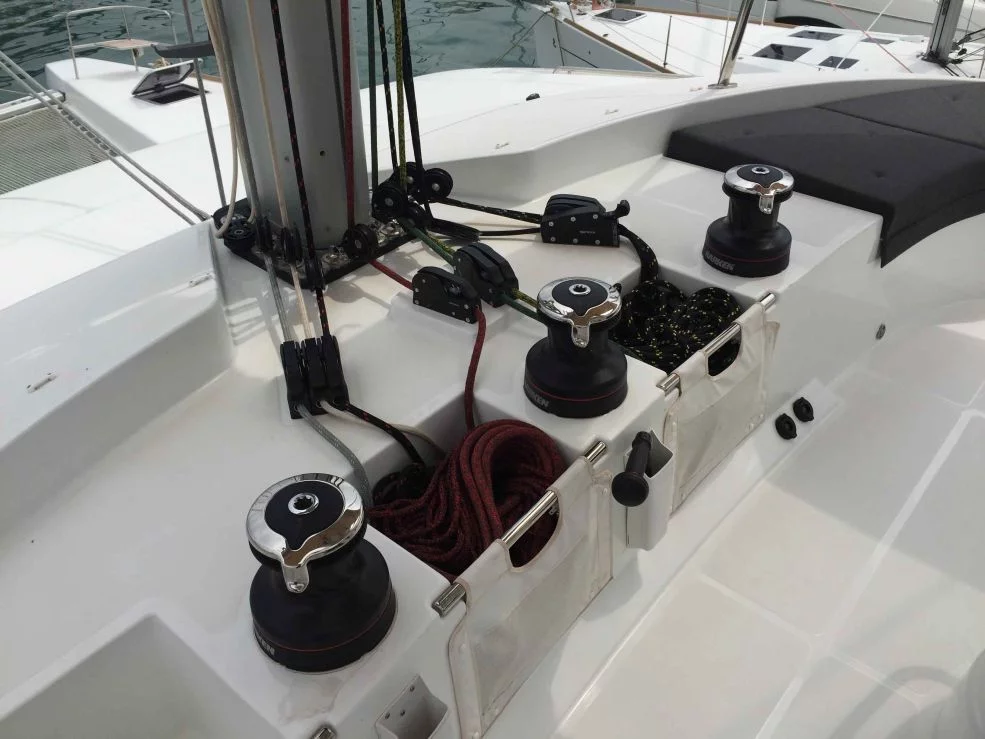 Lagoon 52 F - 6 + 2 cab. (KORANA)  - 21
