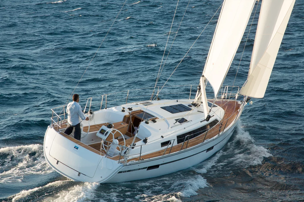 Bavaria Cruiser 37 - 3 cab. (HAYDN)  - 2