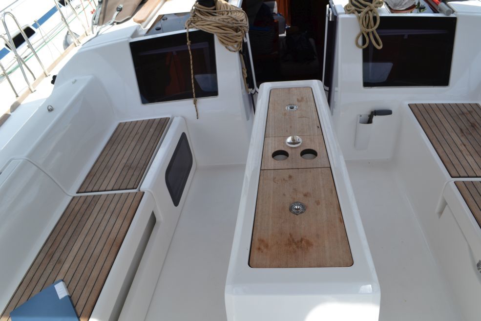 Photo #3 - Dufour 460 GL (HOBBES) in Trogir - 27785